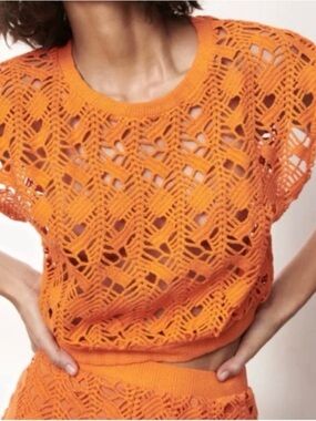 Open-Knit Crop Top & Shorts